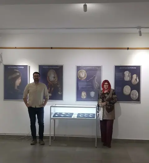 Geme i kameje iz antičke zbirke Narodnog muzeja Požarevac pred publikom u Bečeju