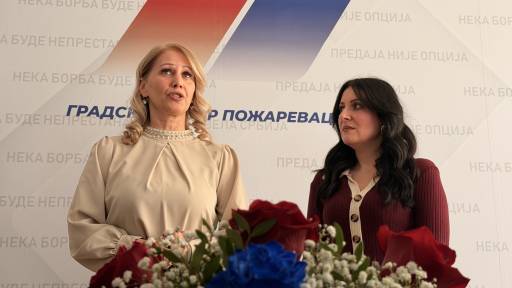 SNS Požarevac obeležio 8. mart svečanim okupljanjem