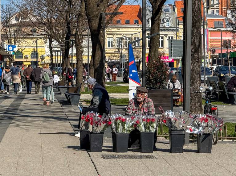 Sunčano vreme i Dan žena obeležili dan u Požarevcu (FOTO)