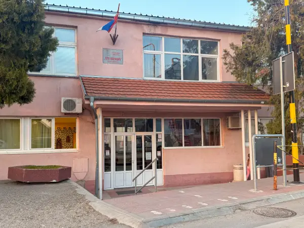 Ministarstvo prosvete: Škola "Vuk Karadžić" postupila u skladu sa propisima