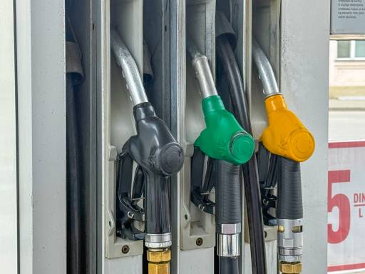 Vlada produžila zabranu izvoza nafte i derivata do 2. aprila