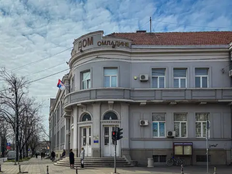 Foto-konkurs za učenike povodom Dana knjige