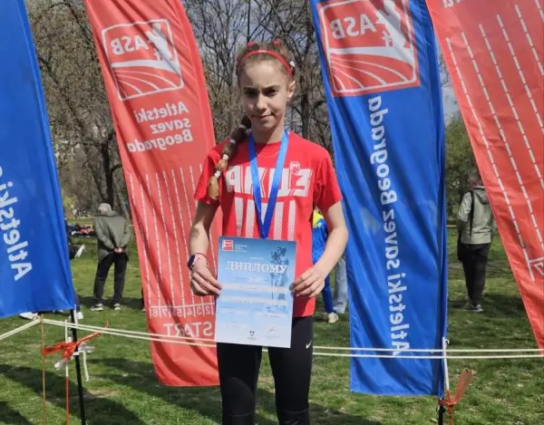 Zlato za Taru Jaćimović na prvenstvu Beograda u krosu