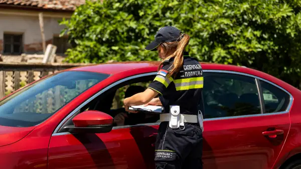 Letnja sezona donosi gužve na putevima: Policija poziva na dodatnu odgovornost