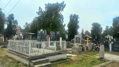 Pobusani ponedeljak: Sećanje na upokojene i obilazak grobova