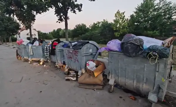 JKP „Komunalne službe“: Otpad odlagati u kontejnere, ne pored njih