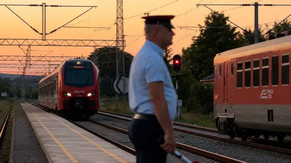 Auto-voz ponovo hit pred leto: Evo koliko košta prevoz automobila do Bara