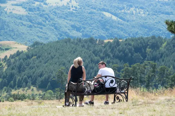 Za sat i po podneto više od 22.000 zahteva za turističke vaučere